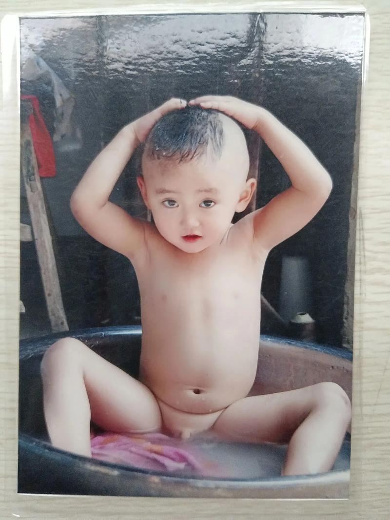 小男孩被抓做变性手术-小男孩变性手术完整版视频