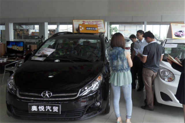 4s店明明有车为什么还要等_为什么4s店有现车要等那么久