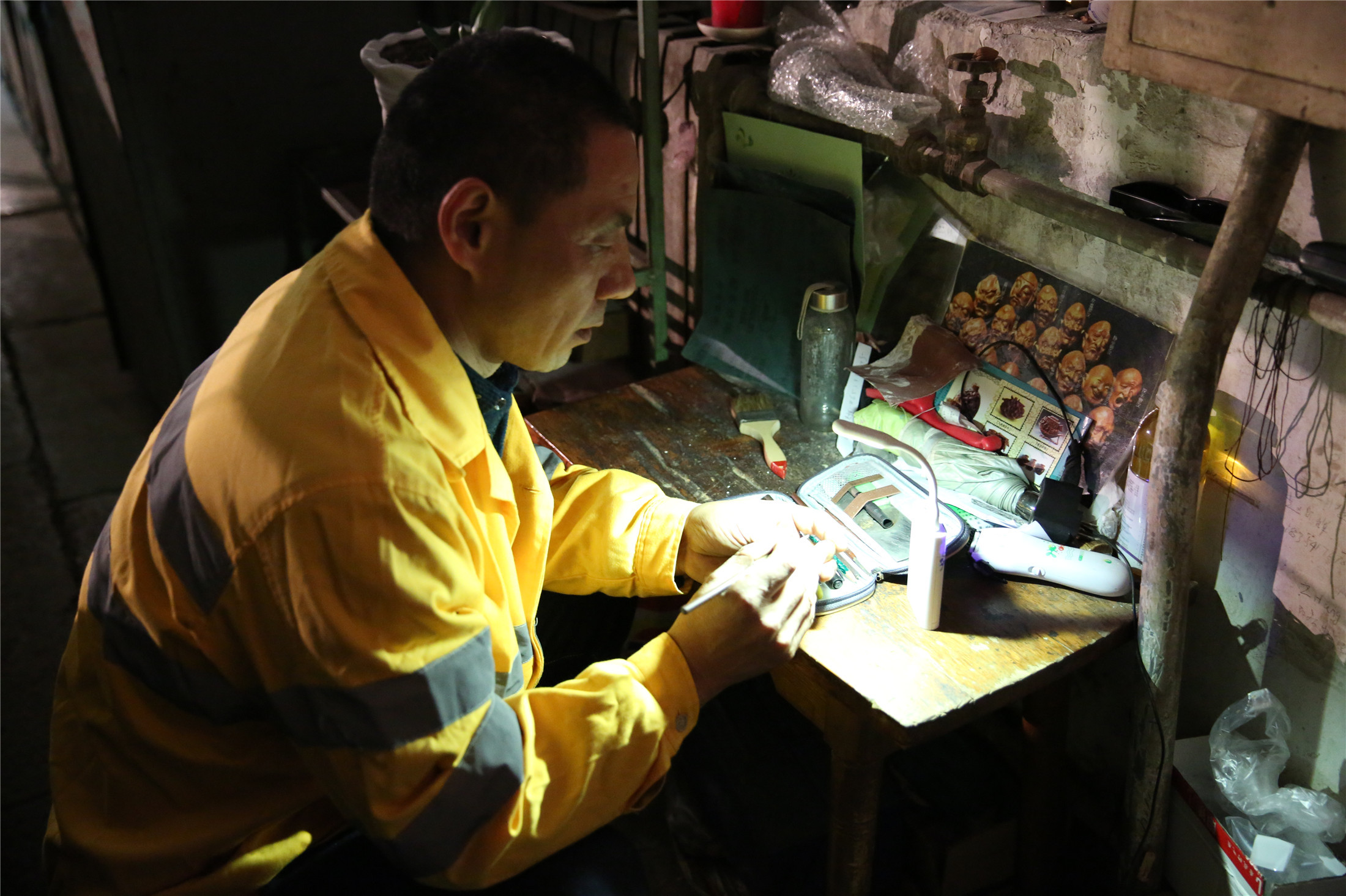worker与laborer_worker和laborer作文