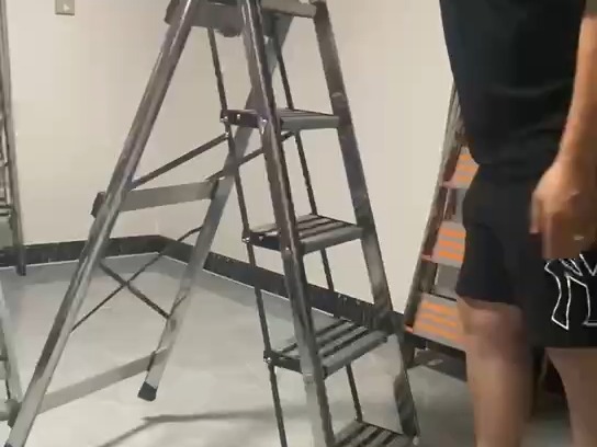 手机挂梯子教学教程-手机挂梯子教学教程视频