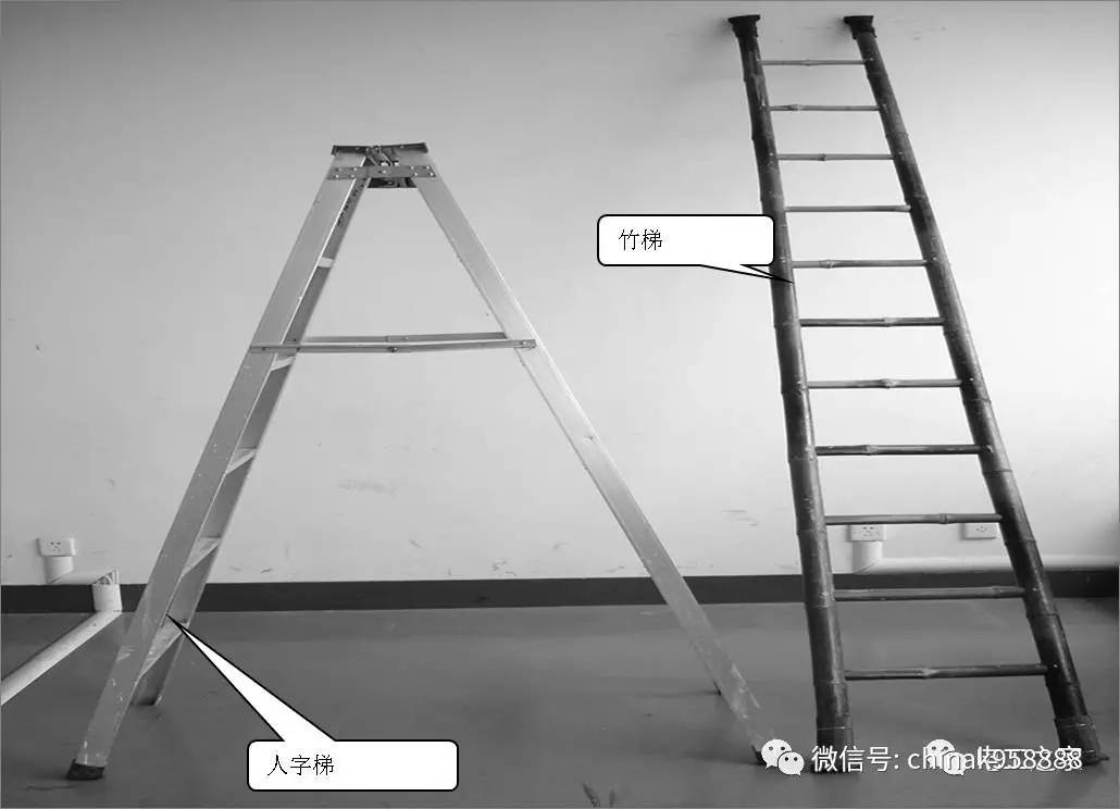 梯子与地面的夹角应为65度-梯子与地面的夹角应为65度左右,工作人员