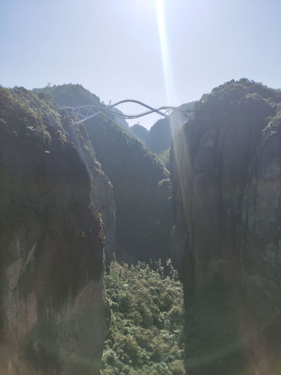 手机上的梯子-手机上的梯子软件