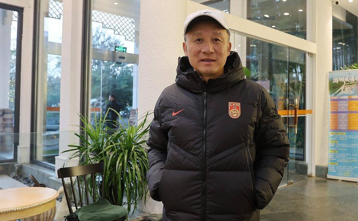 曝国青主帅久尔杰维奇被留任的简单介绍